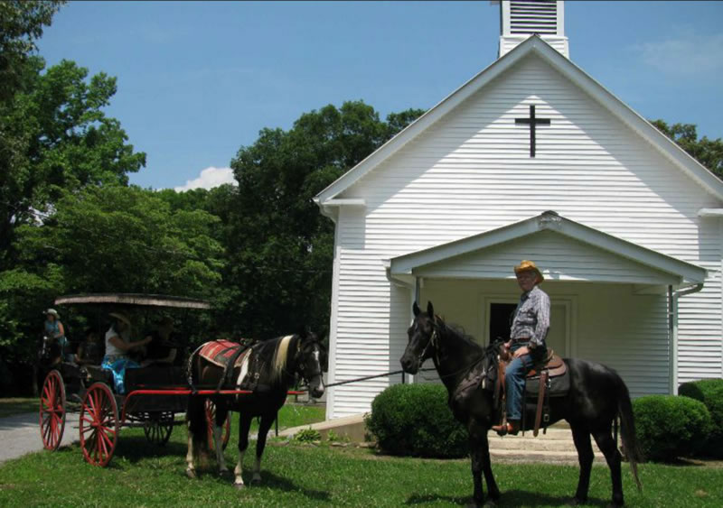 Ride to worship at A Tennessee Horse Guest Ranch